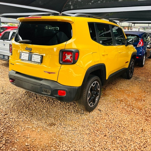 2015 Jeep Renegade 2.4 Trailhawk Automatic