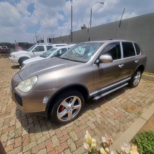 2004 Porsche Cayenne Turbo