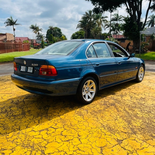 2001 BMW 530i – Sunroof