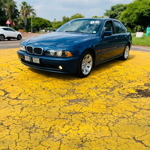 2001 BMW 530i – Sunroof