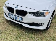 2012 BMW 320i F30