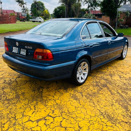 2001 BMW 530i – Sunroof