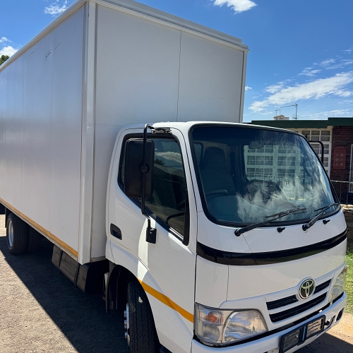 2015 Toyota Dyna 4-093 Closed Body