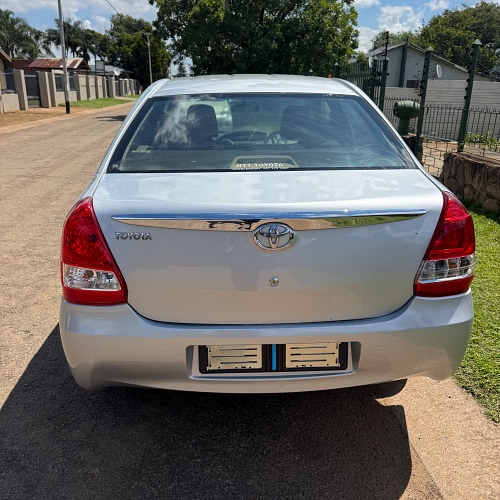 2015 Toyota Etios 1.5 XS/Sprint Sedan