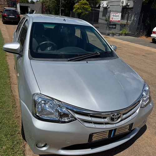 2015 Toyota Etios 1.5 XS/Sprint Sedan