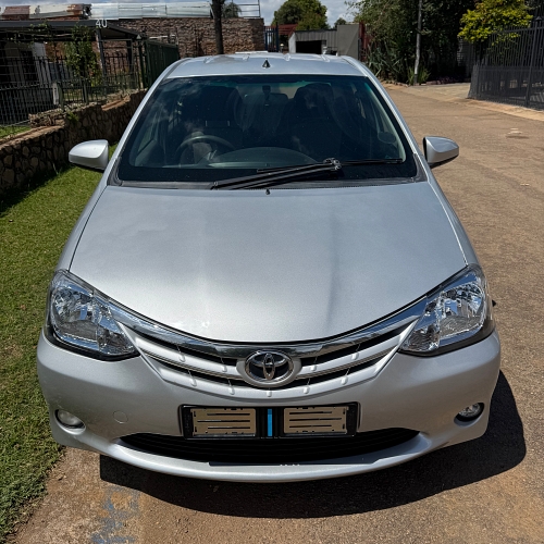 2015 Toyota Etios 1.5 XS/Sprint Sedan