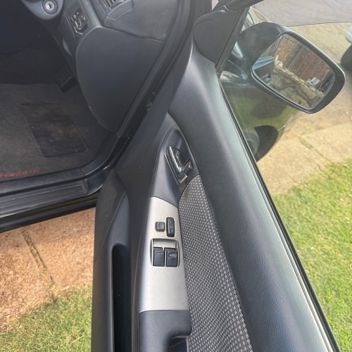 2006 Toyota RunX 160i RS