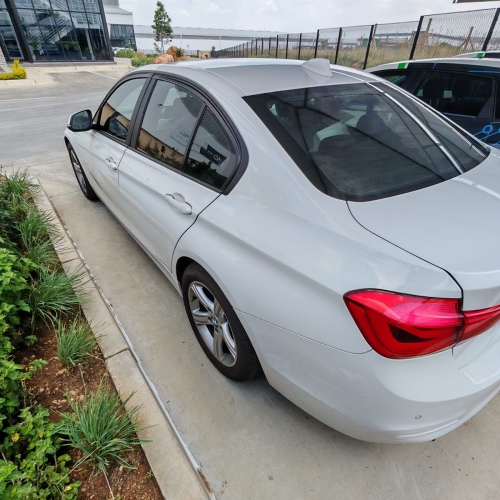 2015 BMW 320i F30 A/T