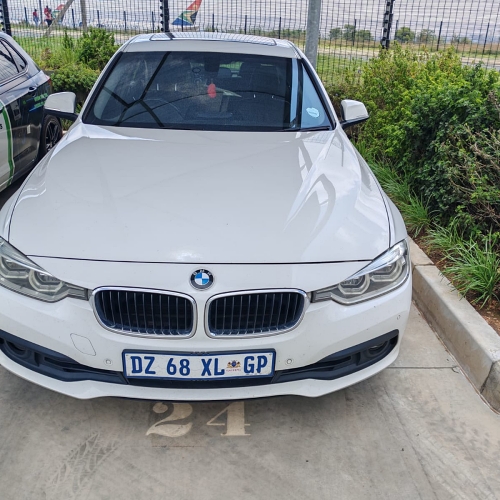 2015 BMW 320i F30 A/T