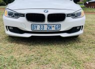 2012 BMW 320i F30