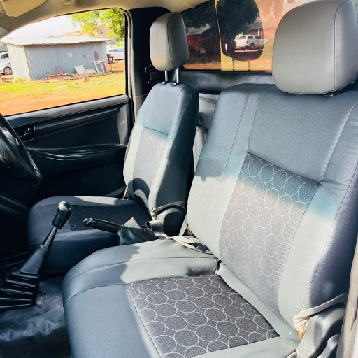 Isuzu KB 250 D-TEQ Fleetside Safety P/U S/C