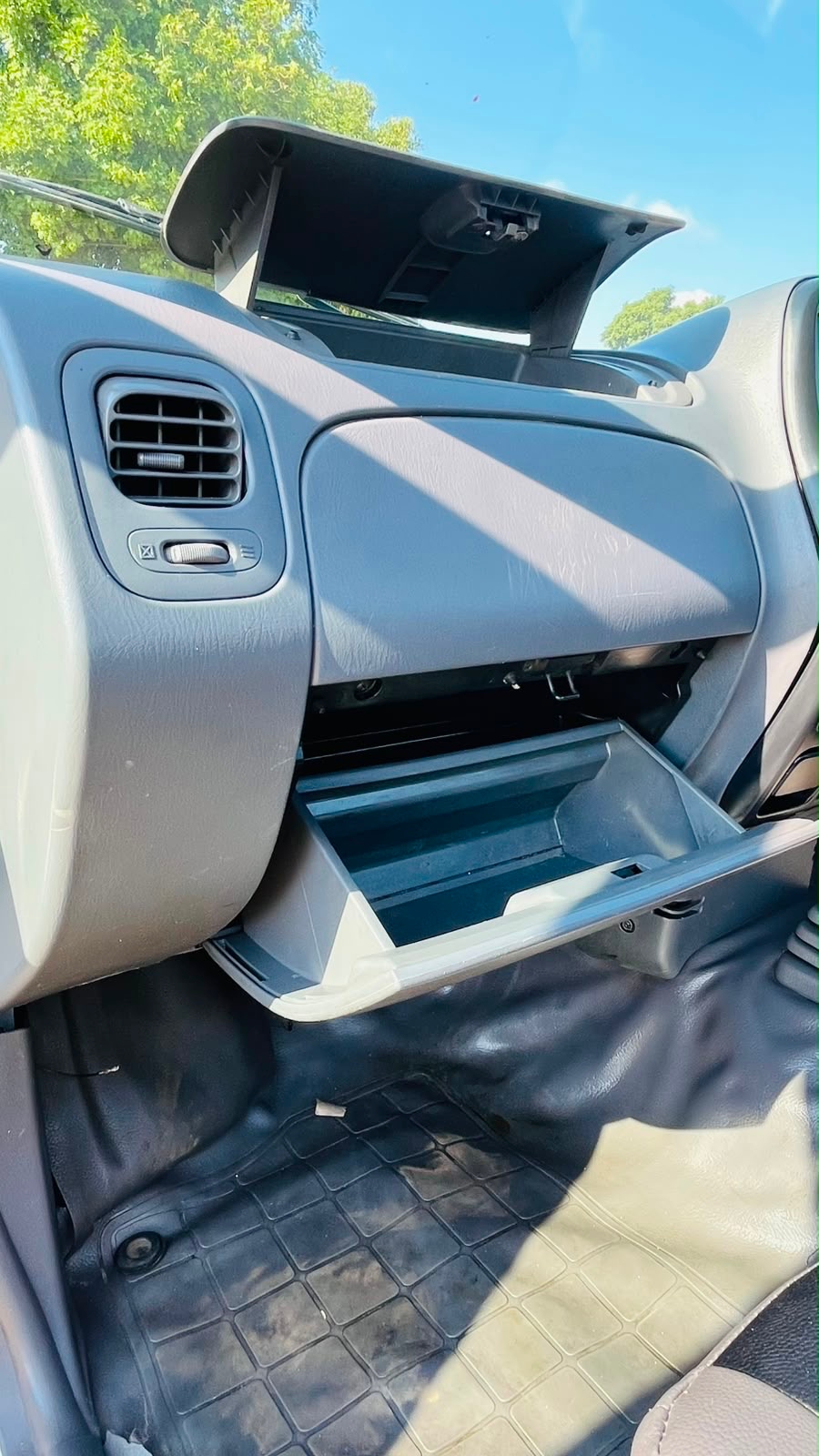 Nissan Hardbody 2.0 16V