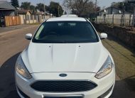 Ford Focus 1.0 EcoBoost Ambiente