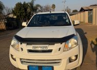 Isuzu KB 240i LE Double Cab