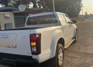 Isuzu KB 240i LE Double Cab