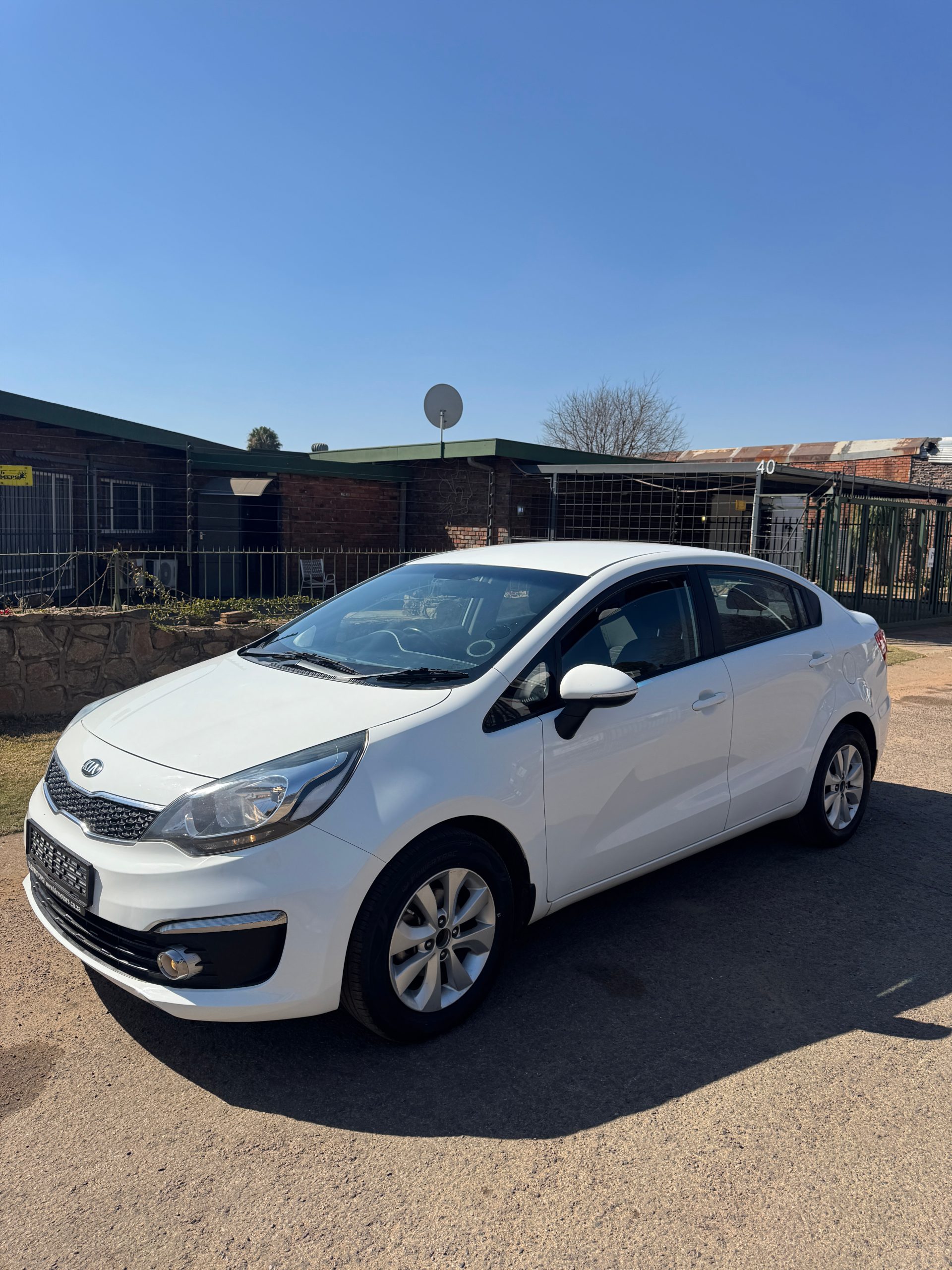 Kia Rio 1.4 Sedan A/T