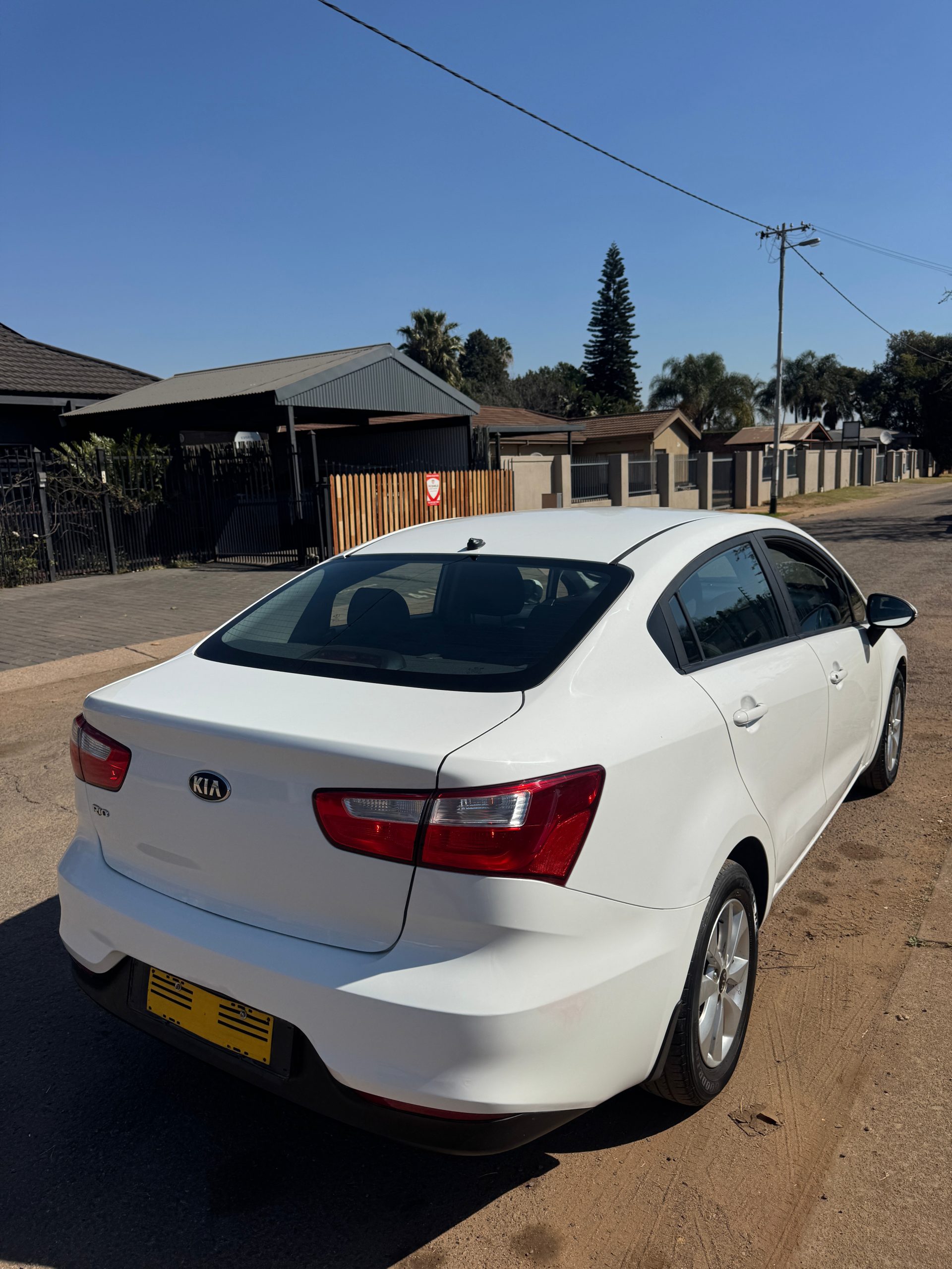 Kia Rio 1.4 Sedan A/T