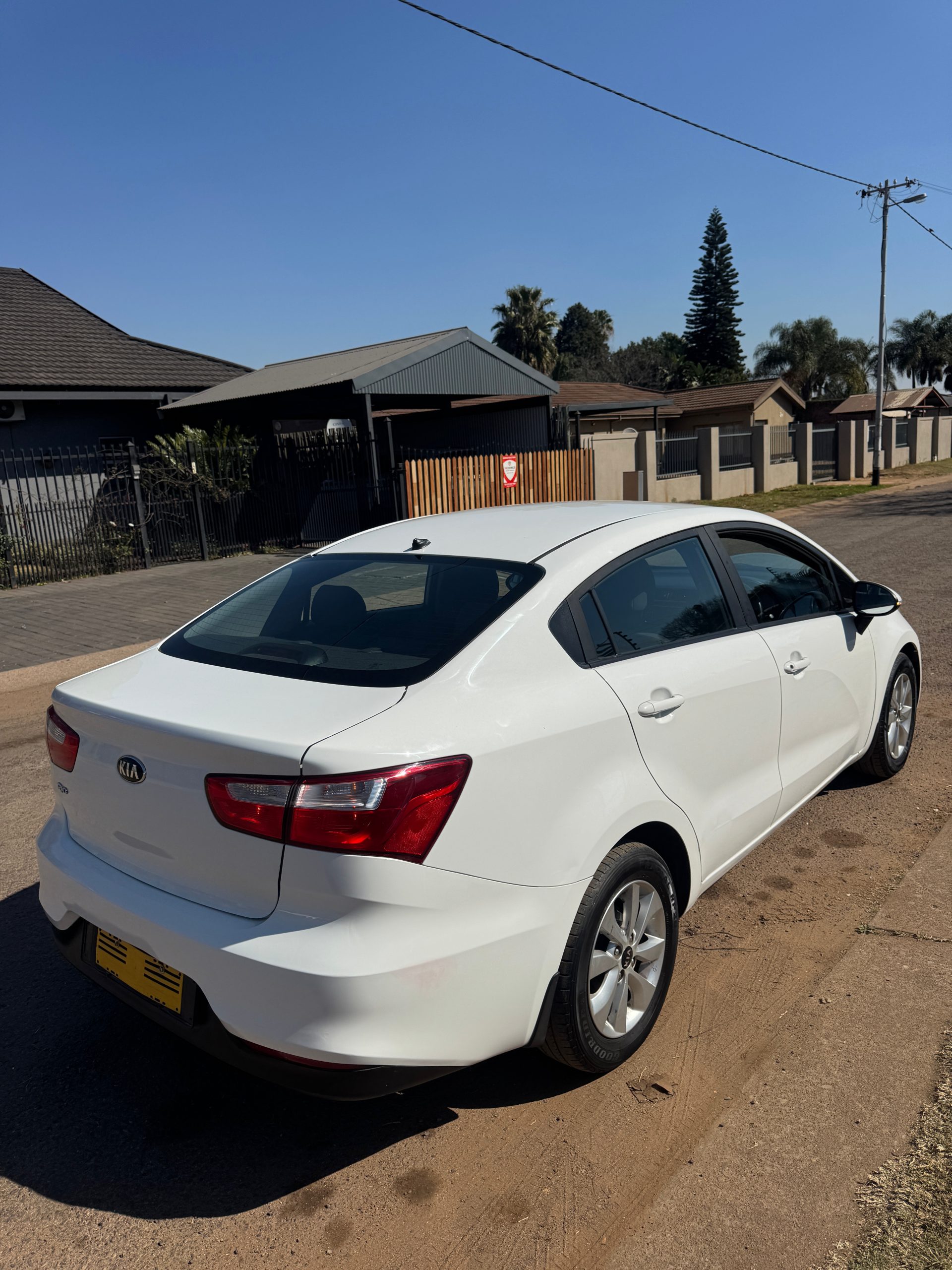 Kia Rio 1.4 Sedan A/T