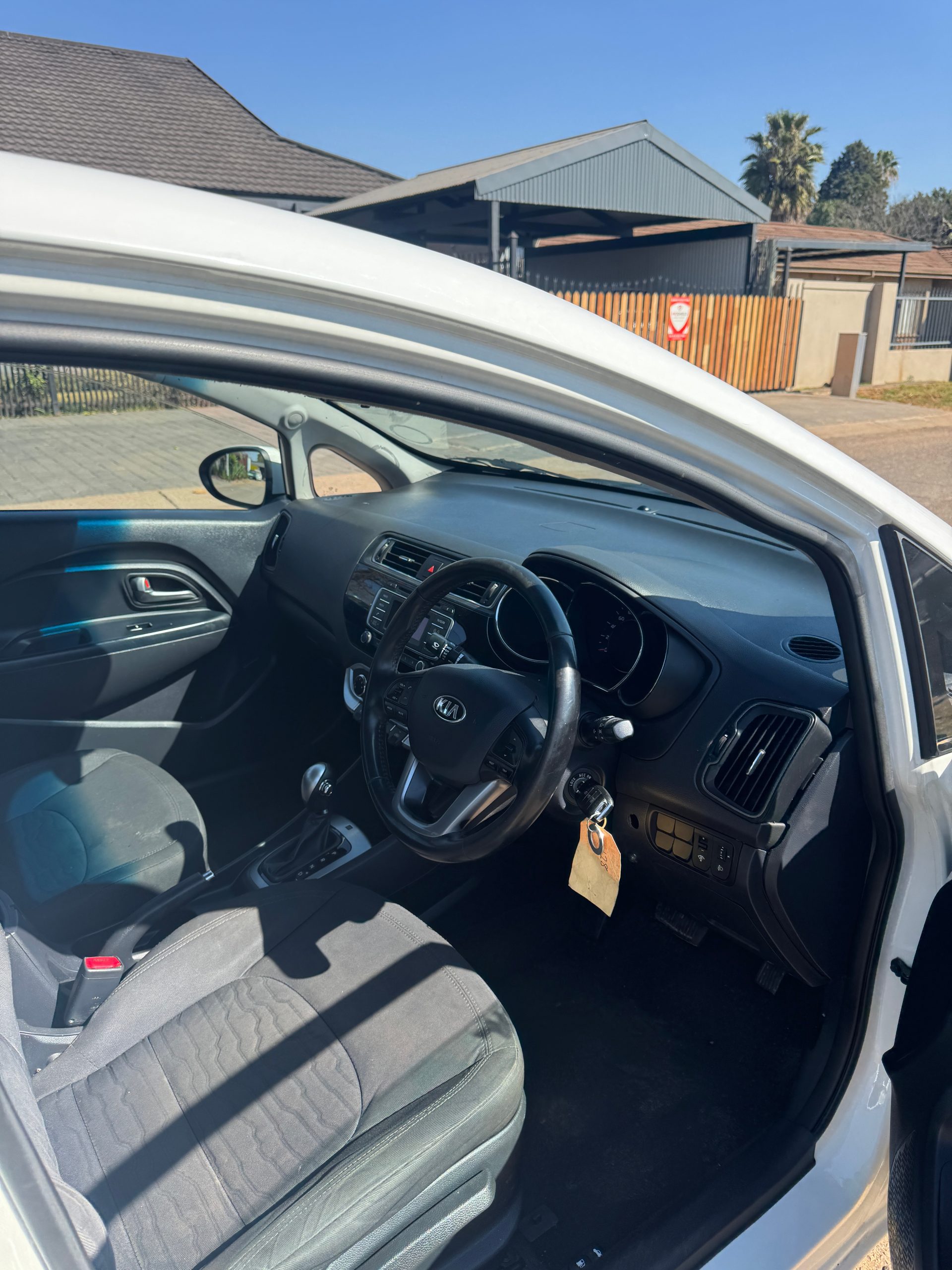 Kia Rio 1.4 Sedan A/T